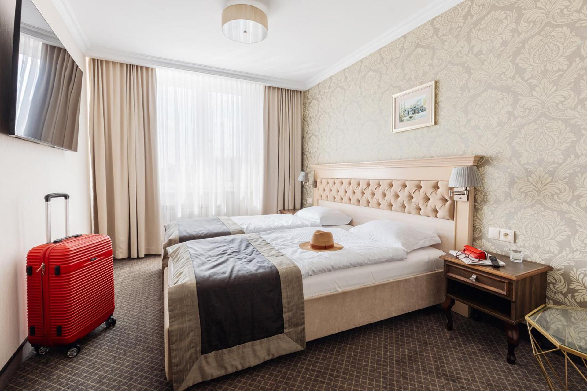 Hotel Podlasie เบียวิสตอก ภายนอก รูปภาพ
