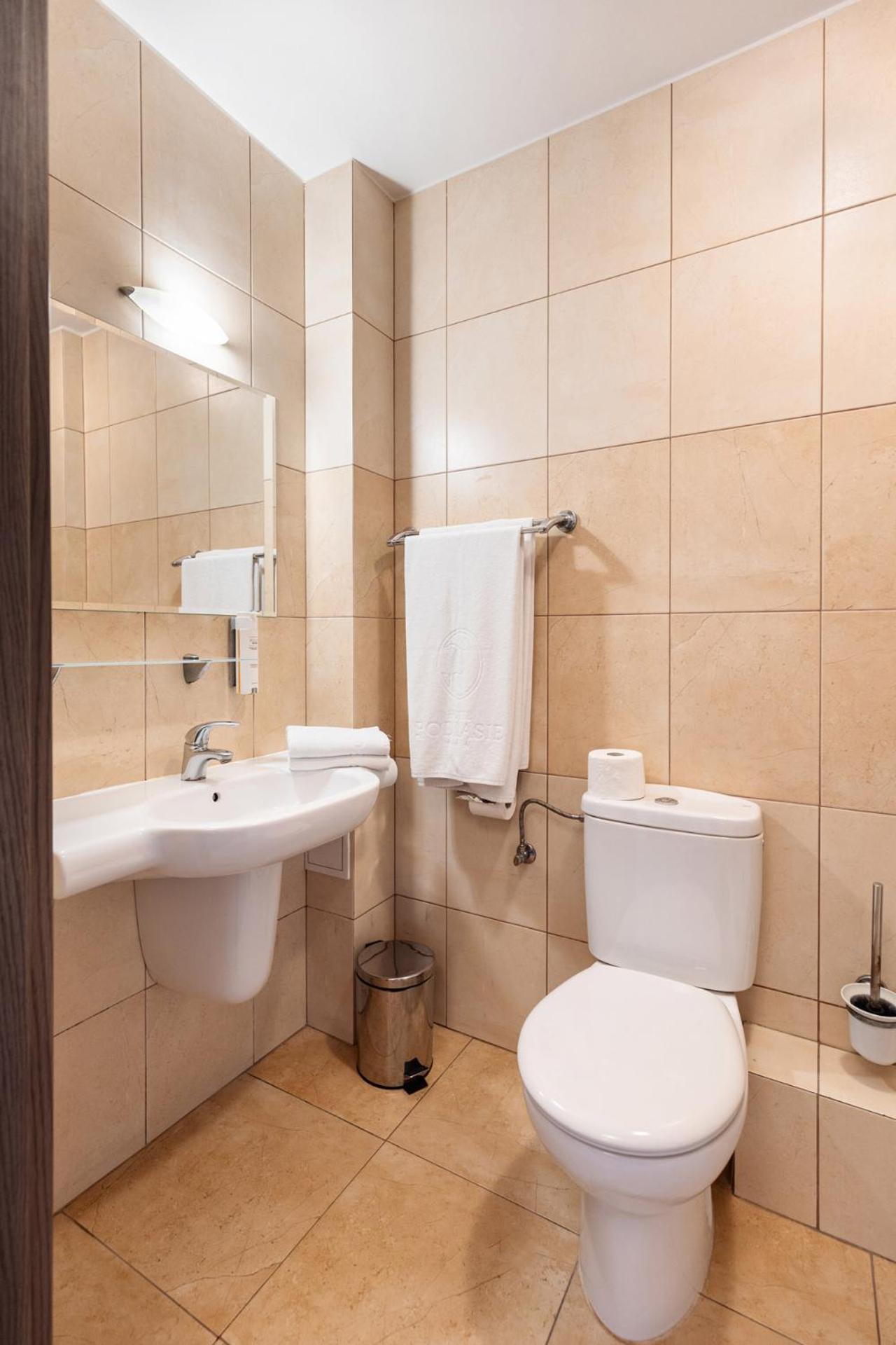 Hotel Podlasie เบียวิสตอก ภายนอก รูปภาพ