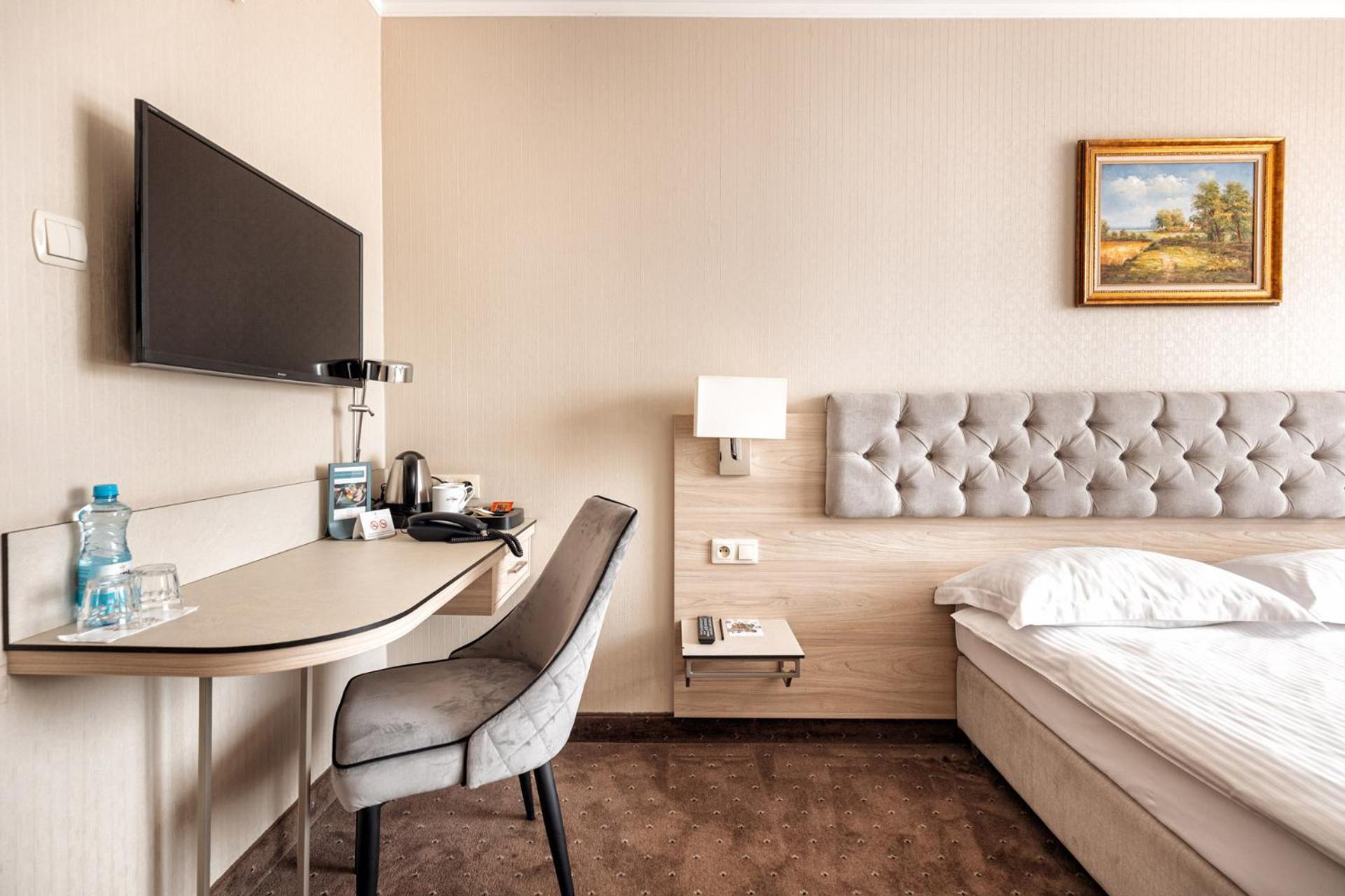 Hotel Podlasie เบียวิสตอก ภายนอก รูปภาพ